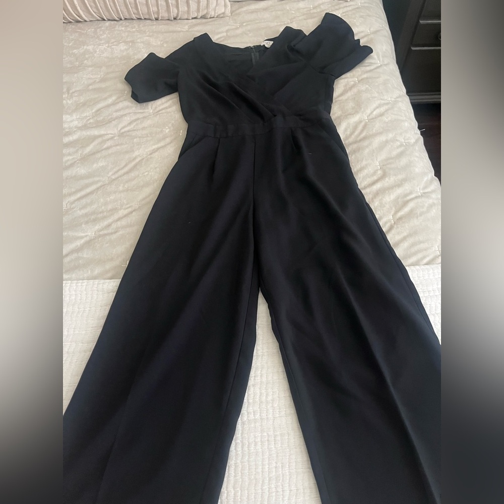 Black woman Loft size 2 jumper